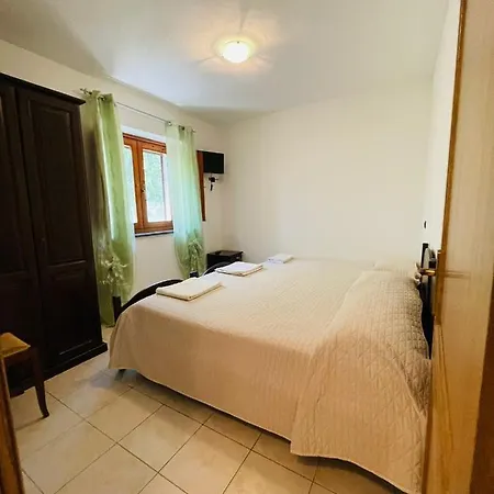 Bed & Breakfast Alle Roverelle Viggianello
